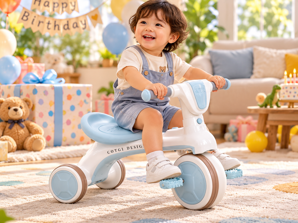 Triciclo infantil 606 como regalo